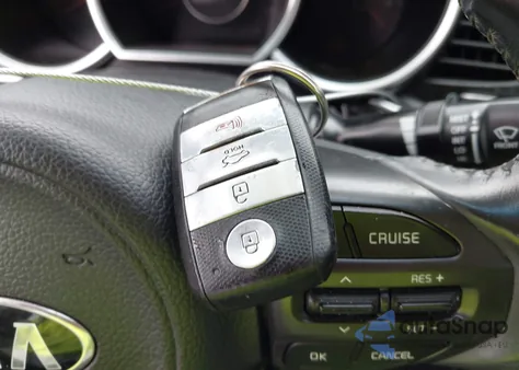 2015 Kia Optima Ex z USA, uszkodzony, nr VIN 5XXGN4A73FG352838